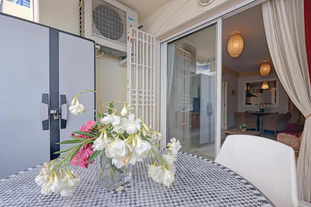 First Line Beach Apartment Марбелья Экстерьер фото